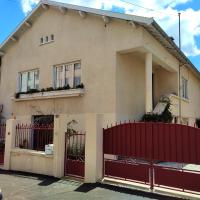 Espace Beléverte Bussière 2 Albizia appartement meublé de 2 chambres - Ferienwohnung
