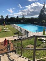 SUPER BESSE Appartement LE GÎTE BESSARD 6 couchages Le Bois de la Reine - Chambres d'hôtes Besse-et-Saint-Anastaise