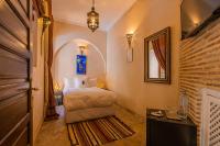 Alain Deluxe Double Room with Bath