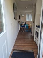 B&B Manchester - Cosy Self-Contained Studio in Salford Manchester - Bed and Breakfast Manchester