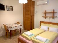 - Monolocale con Angolo Cottura 
