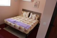 Camera Tripla Classic