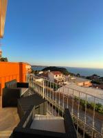 Doppelzimmer mit Balkon und Meerblick