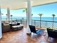 B&B Mijas Costa - MI CAPRICHO 170 Beachfront Apartment - Bed and Breakfast Mijas Costa