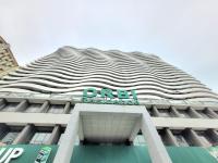 Apartamento con balcón