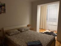 Квартира в центрі в новобудові Набережний квартал - Ferienwohnung Riwne