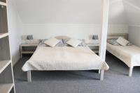 Dreibettzimmer mit Balkon