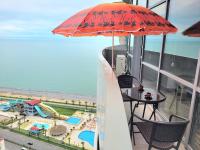 2 levels penthouse with a SUNSET SEA VIEW! Balcony and window 8x4m! - B&B Batumi