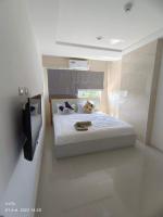 Trio Gems Condo, Pattaya Thailand - B&B