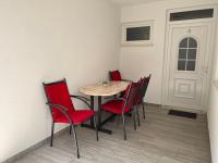 Apartamento con vistas al jardín