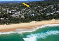 Depper St Beautifully Renovated Beach House - B&B Sunshine Beach
