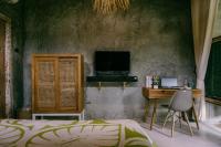 west room at Semadi Living - Ferienwohnung Sukawati