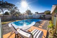 Flora Parade 6 - B&B Tuncurry
