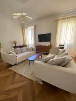 Appartement de maître T3 80m2 en plein centre. - B&B Ajaccio