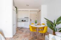 OleHolidays 225 Romana Playa junto al mar - Bed and Breakfast Marbella
