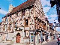 2 pièces totalement rénové au cœur de Bourges - B&B Bourges