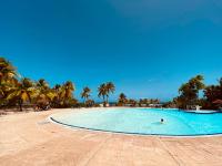 Tucum Home - Appart au Village Vacances Sainte Anne - B&B Sainte-Anne