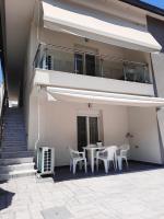 Appartamento con 2 Camere da Letto