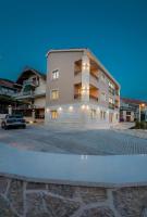 Luxury Apartments Ivanovic - Chambres d’hôtes