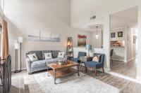 B&B Charlotte - Modern Cozy Townhome - Bed and Breakfast Charlotte