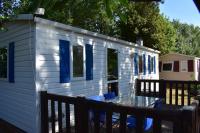 mobil-home sur terrain bucolique - Bed and Breakfast Hyères