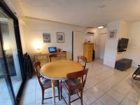 T2 climatisé au cœur de Cavalaire, avec terrasse, garage, proche des plages et commerces - FR-1-100-277 - Chambres d'hôtes Cavalaire-sur-Mer
