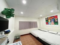 Quadruple Room with Private Bathroom