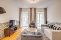 Hip & Renovated T.M. Flat in Bairro Alto - B&B Lisbon