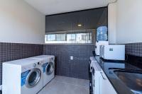 Aion 204 - Apto mono ambiente - 50 metros do mar! - Chambres d’hôtes Bombinhas