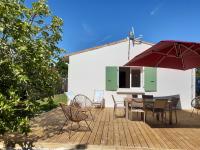 Charmante maison de plain pied avec 700m2 de jardin cloturé - Ferienwohnung
