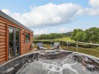 B&B Corwen - The Cabin at Evelyns Retreat - Bed and Breakfast Corwen