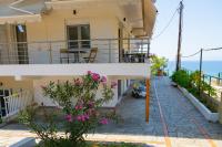 Zoe Seaview Apartment by RentalsPro - Nea Moudania Halkidiki - B&B