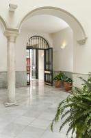 Suites Sevilla Plaza - B&B Sevilla