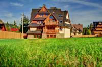 Suite with Mountain View