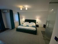 Chambre Lit Queen-Size avec Baignoire Spa