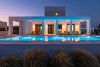 Seawater Villa - Luxury Pool Retreat - 150m Beach - Chambres d’hôtes Lachaniá