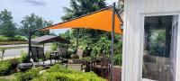 Kokomo INN Bed and Breakfast Ottawa-Gatineau's Only Tropical Riverfront B&B on the National Capital Cycling Pathway Route Verte #1 - for Adults Only - Chambre d'hôtes tropical aux berges des Outaouais BnB #17542O - Chambres d'hôtes Ottawa