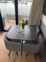 Hausboot Buddy - B&B Weyhe