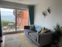 Vitamin Sea with a Sea View and Parking - B&B Lyme Regis