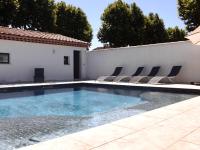 La Suite Côté Pool-House Piscine, Sauna & Jacuzzi privatifs - Chambres d’hôtes