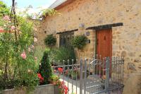 Courtyard Cottage at Stepps House - B&B