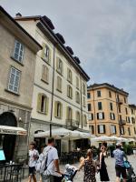 Divina Luxury Apartment in the Center of Como, Near Lake Como - Chambres d'hôtes Côme