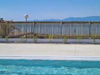 bel Appartement vue sur le lac marin avec piscine - B&B