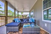 Dauphin Island Retreat 2 Blocks to Beach! - B&B