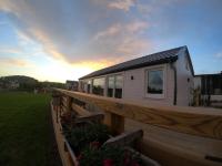 Lawendowy domek Gowidlino - B&B