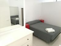Super Sótano en Playa Las Canteras ! ! - B&B
