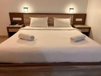 Chambre Double Deluxe (2 Adultes + 1 Enfant)