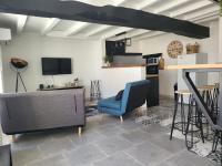 Maison de campagne individuelle et patio - B&B Poulan-Pouzols