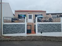 "Apartamentos do Farol" com vista para o mar - B&B