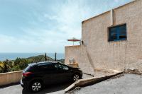 House with Terrace, Amazing views and Private Shared Pool - B&B